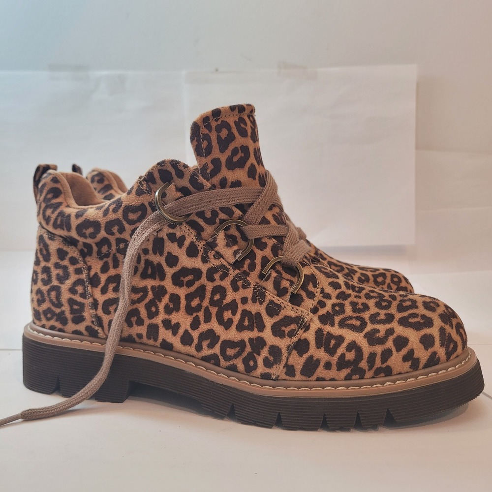 Hey‎ Girl by Corkys Campfire Leopard Ankle Boots Women 10 Lug Sole Animal Print - Picture 12 of 13
